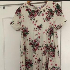 Lularoe Carly Medium